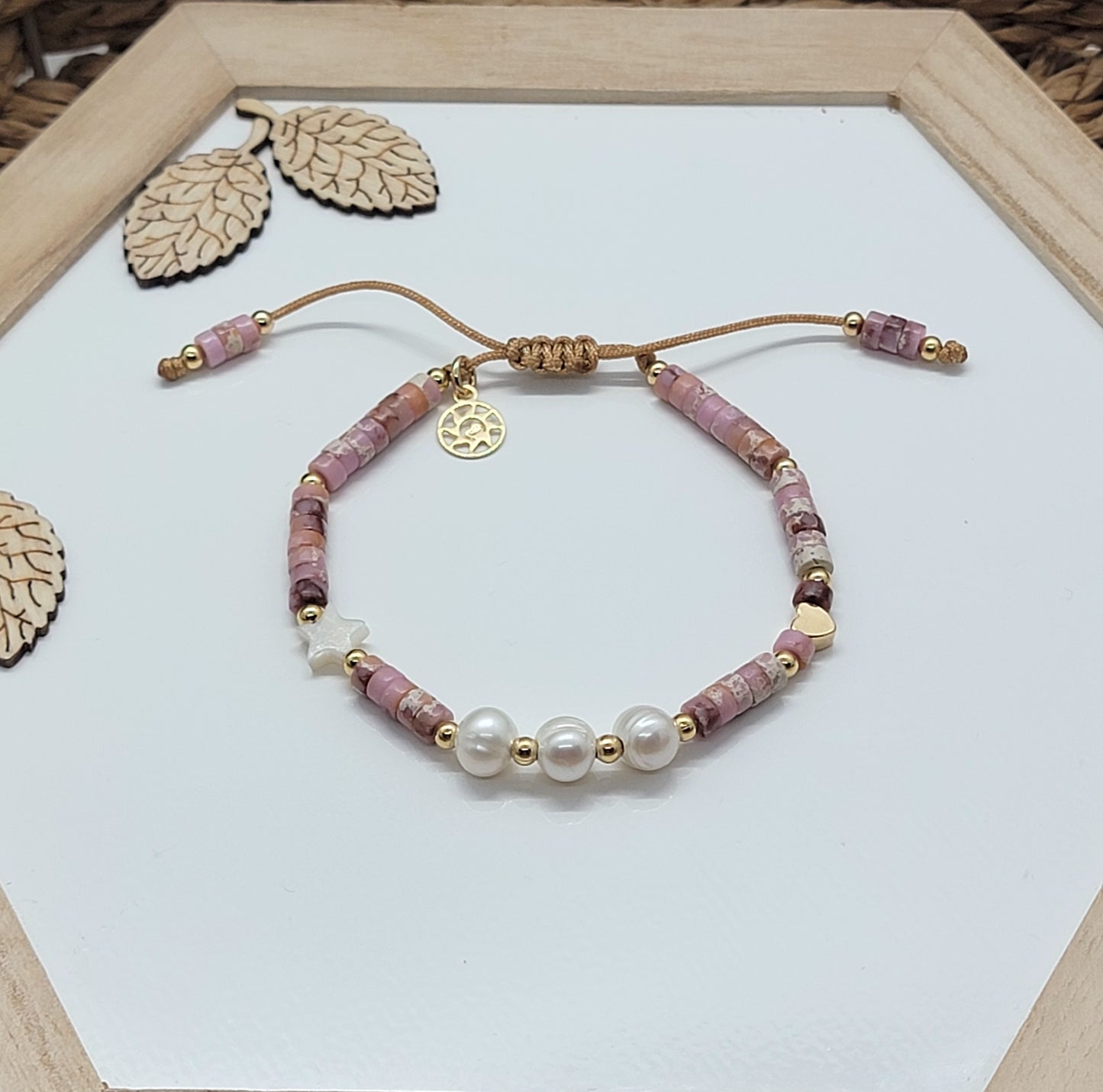 Bracelet with Nacre Star & Freshwater Pearls