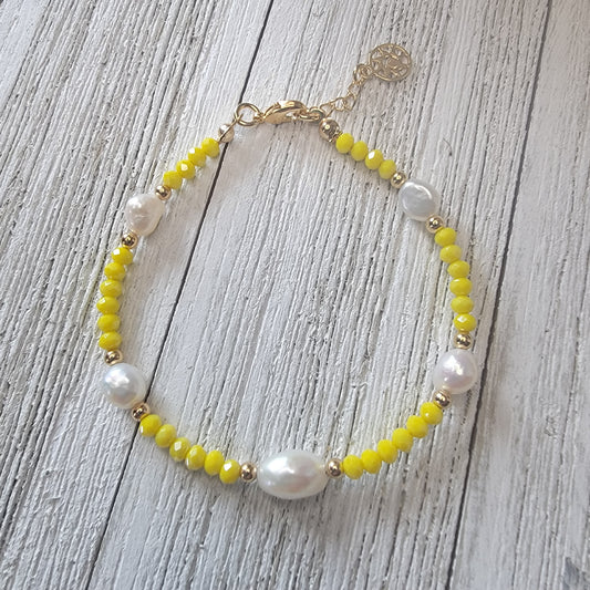 Pearl & Crystals Bracelet