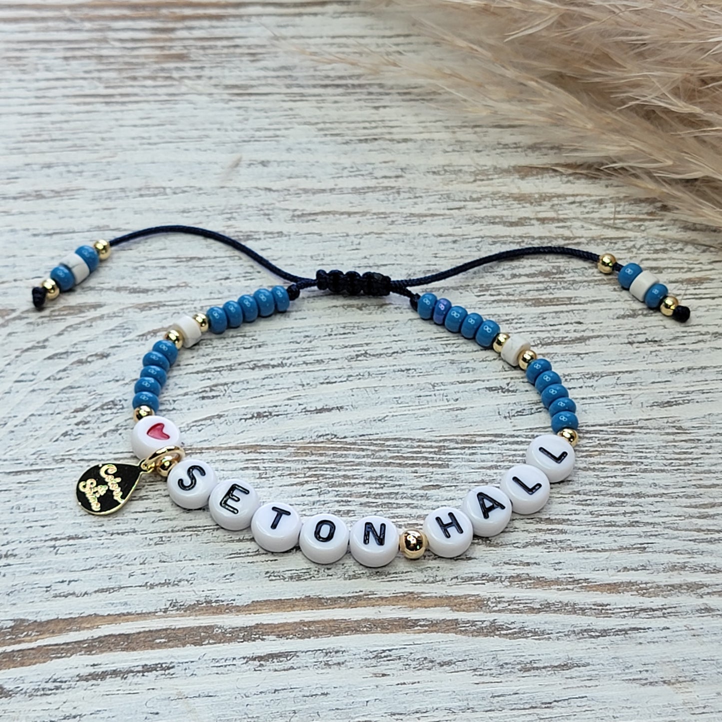 College Bracelet " Seton Hall"