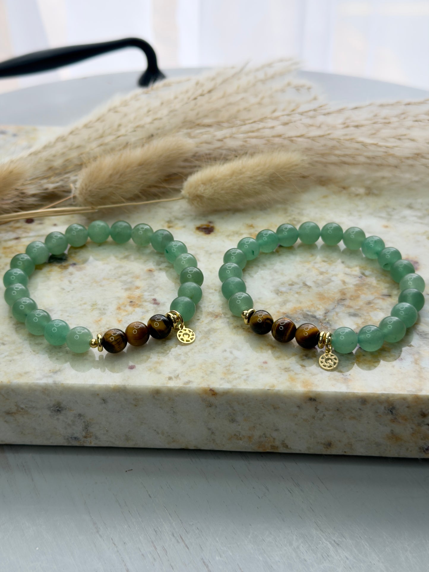 Green Gemstone & Tiger Eye Stretch Bracelet