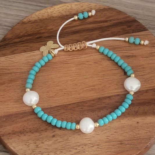 Handmade Beaded Bracelet with Freshwater Pearls and 18k Gold-Filled Butterfly Charm