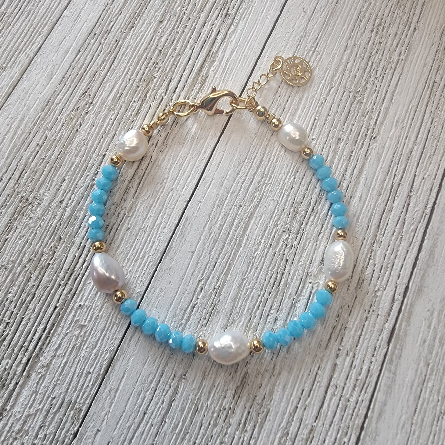 Pearl & Crystals Bracelet